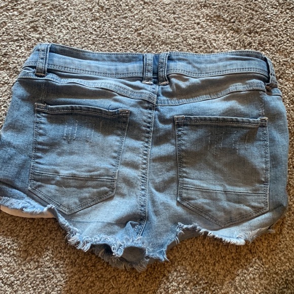 Rewatch Jean shorts, size 3 (26) - Picture 2 of 2